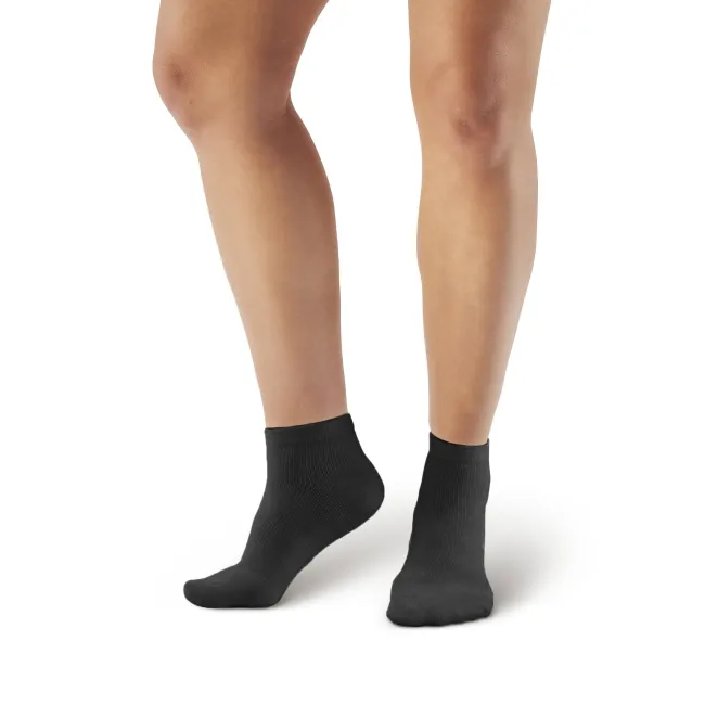 AW 141A Coolmax Ankle Socks 8-15 mmHg
