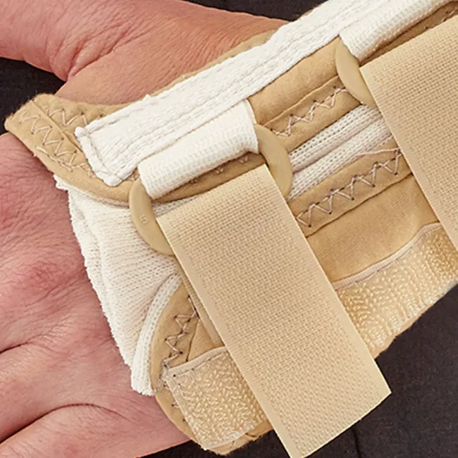 AW C52 Wrist Brace Deluxe Left (Sale)