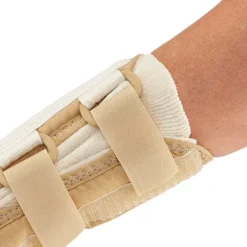 AW C52 Wrist Brace Deluxe Right (Sale)