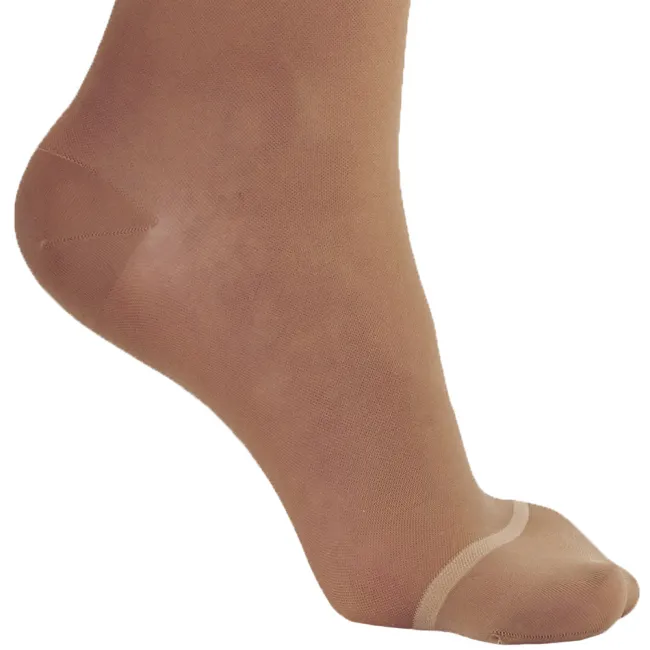 AW 18 Sheer Support Knee Highs 20-30 mmHg