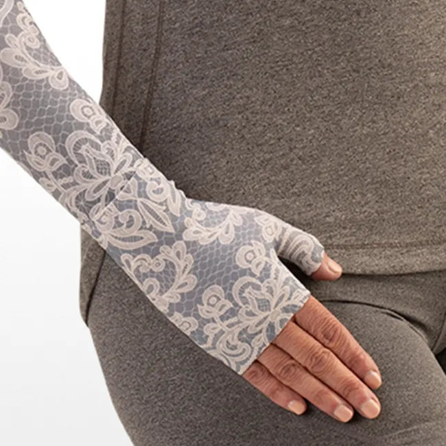 Juzo Soft 2000 Signature Collection Print Classic Gauntlet 15-20 mmHg Left