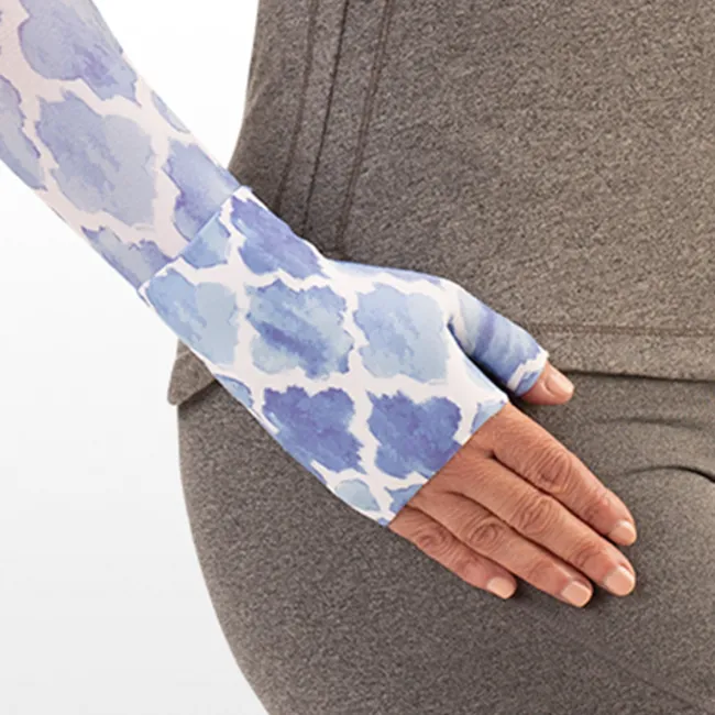 Juzo Soft 2000 Signature Collection Print Classic Gauntlet 15-20 mmHg Right